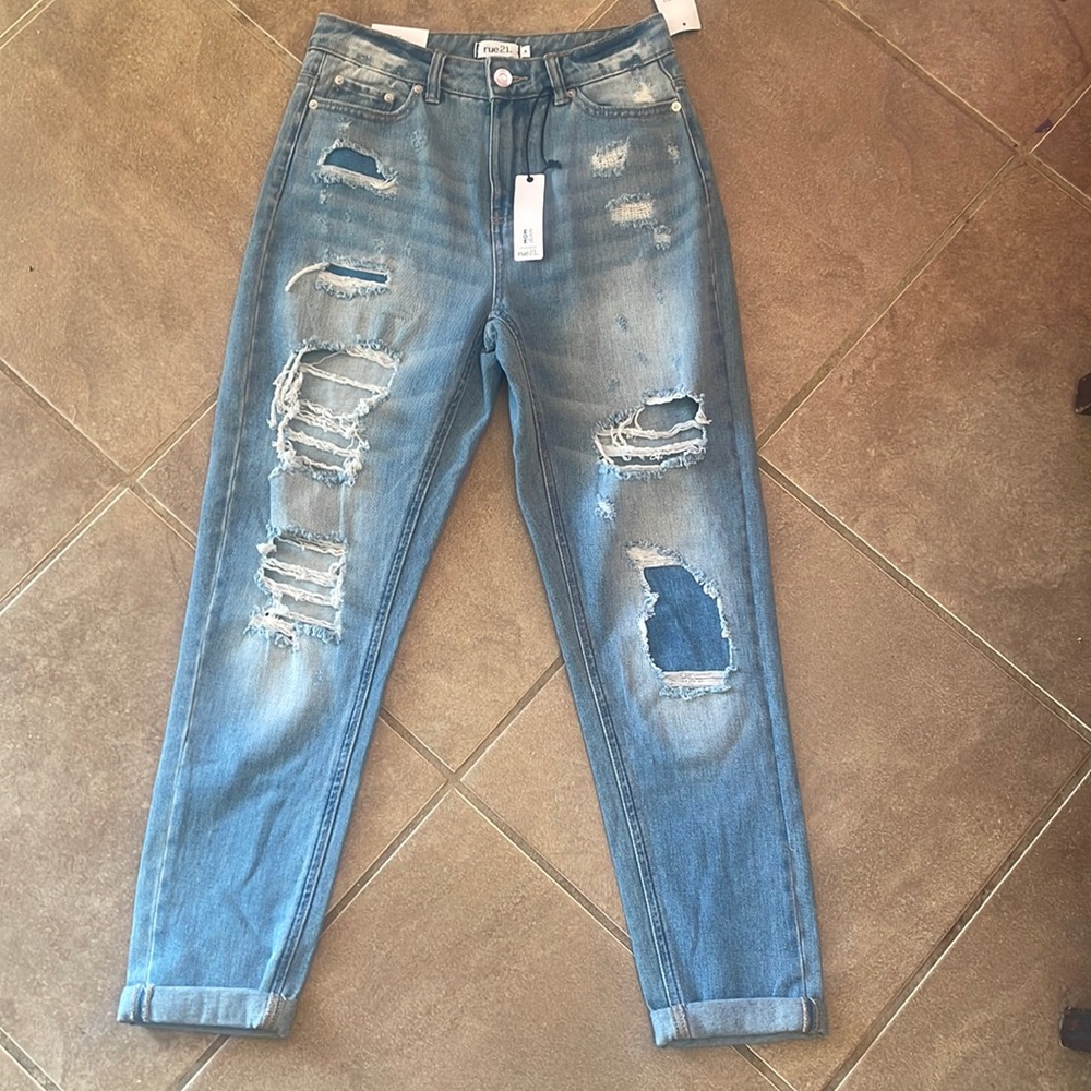 NWT Rue 21 Mom Jeans!   4